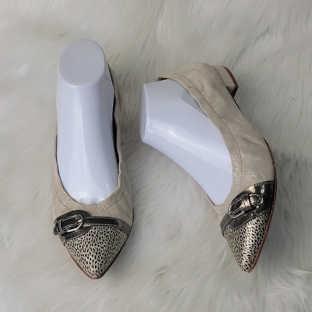 AGL | ATTILIO GIUSTI LEOMBRUNI Metallic Silver Buckle Animal Print Cap Toe Flats
